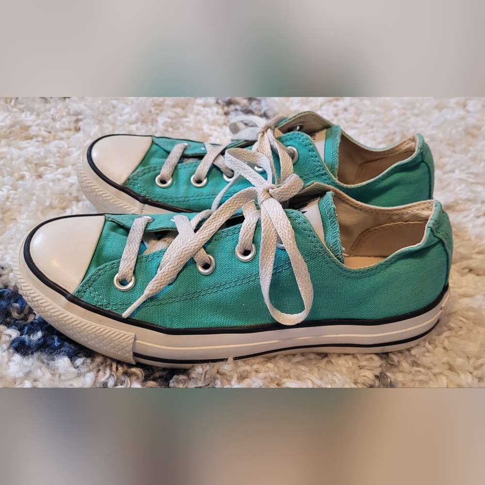 Teal Converse All Stars 🌟 Youth Size 4 - Picture 2 of 8